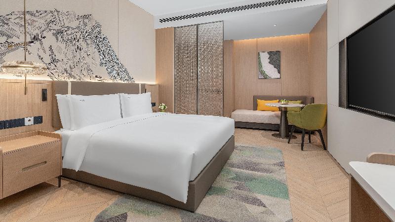 Holiday Inn Liaoyuan City Center image
