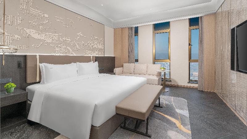 Holiday Inn Liaoyuan City Center image