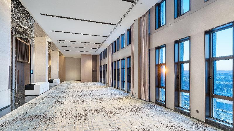 Holiday Inn Liaoyuan City Center image