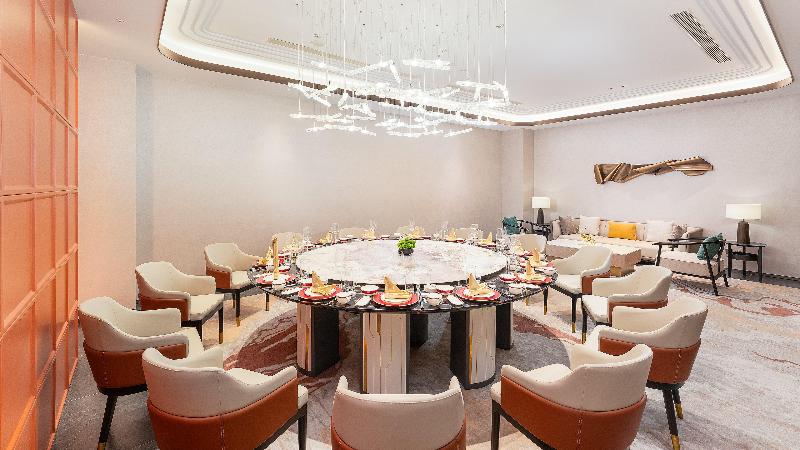 Holiday Inn Liaoyuan City Center image