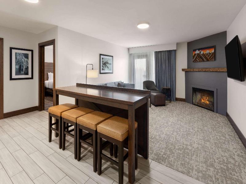 Corduroy Inn & Lodge Trademark Collection Wyndham image