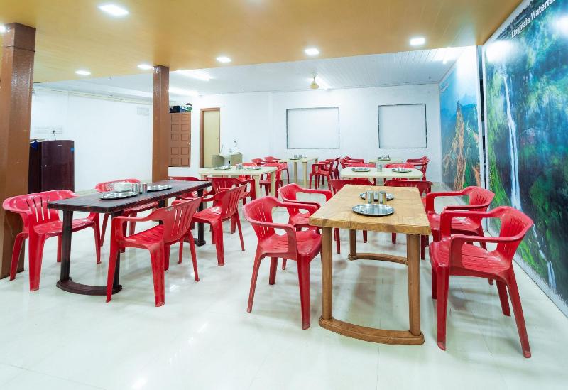 Itsy Hotels Anupam image
