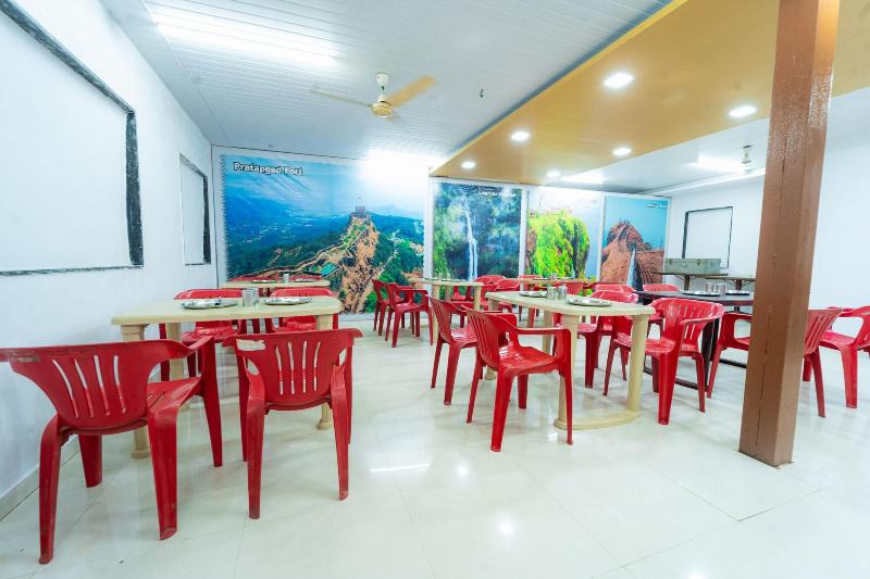 Itsy Hotels Anupam image