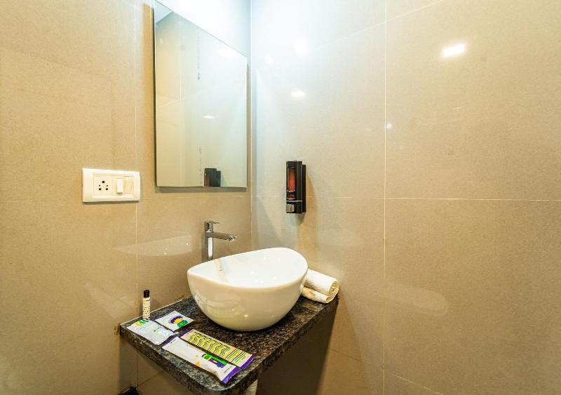 Itsy Hotels Anupam image