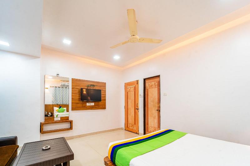 Itsy Hotels Anupam image