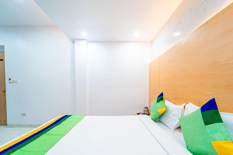 Itsy Hotels Anupam image