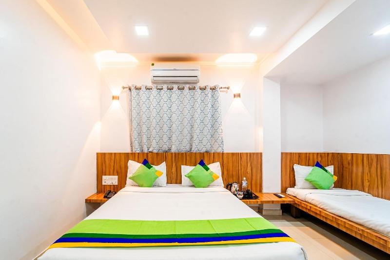 Itsy Hotels Anupam image