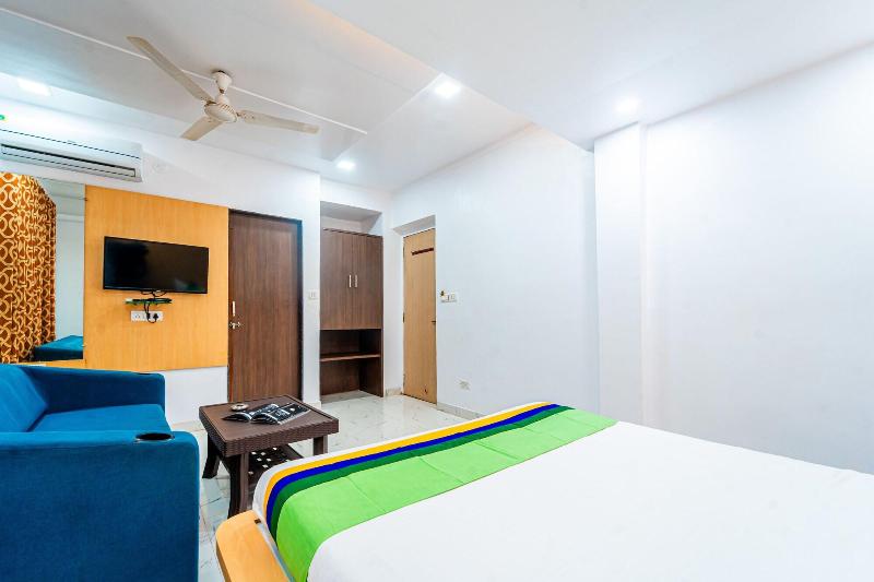 Itsy Hotels Anupam image