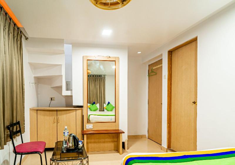 Itsy Hotels Anupam image