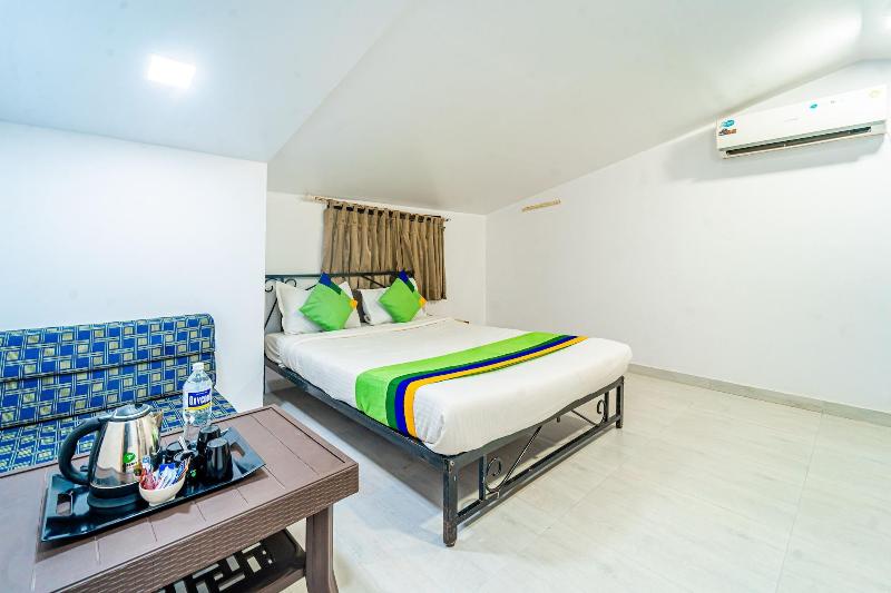 Itsy Hotels Anupam image