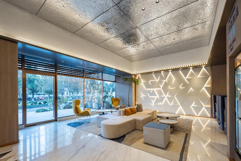 Holiday Inn Express Wuhan East Lake image
