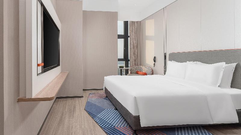 Holiday Inn Express Wuhan East Lake image