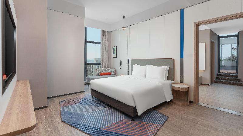 Holiday Inn Express Wuhan East Lake image