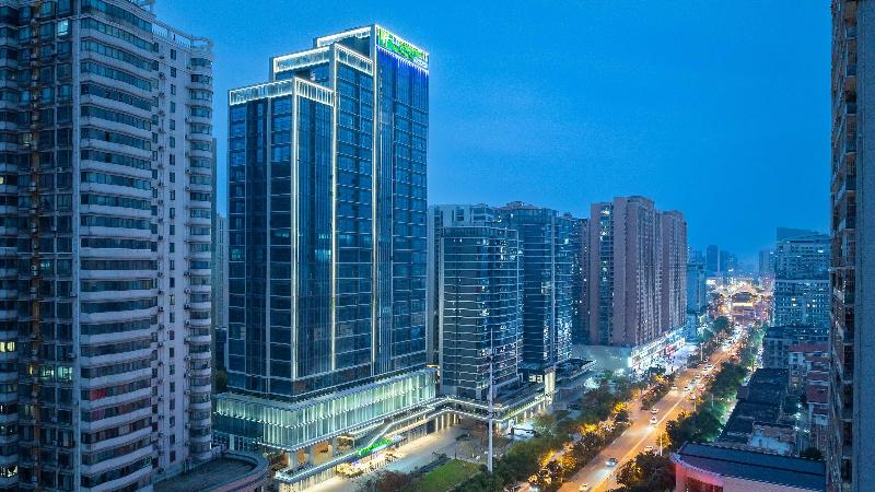 Holiday Inn Express Wuhan East Lake image