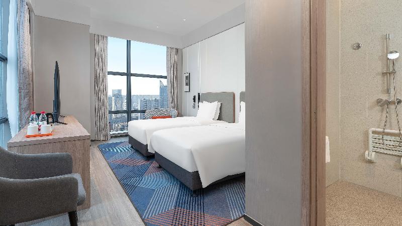 Holiday Inn Express Wuhan East Lake image