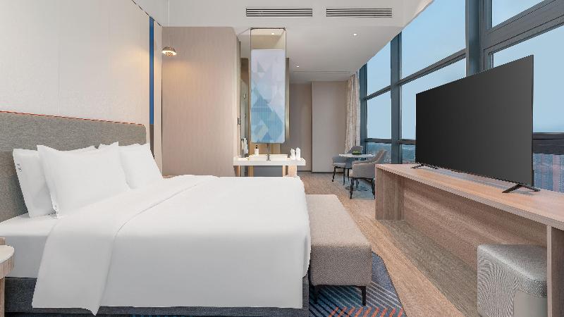Holiday Inn Express Wuhan East Lake image