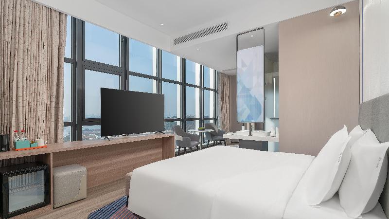 Holiday Inn Express Wuhan East Lake image