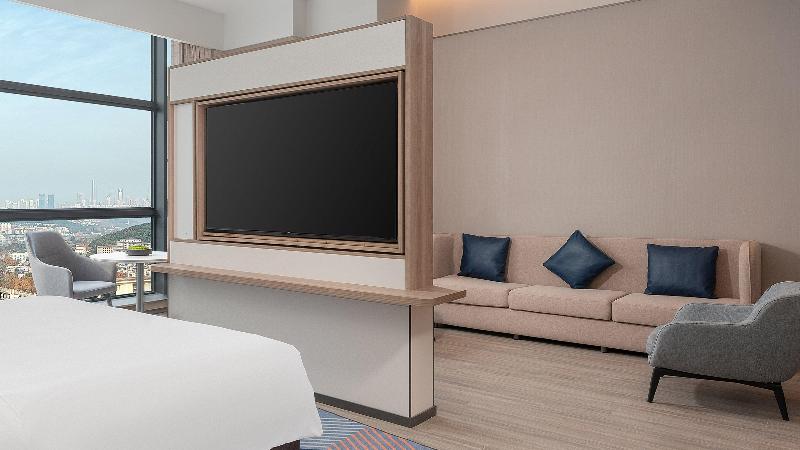 Holiday Inn Express Wuhan East Lake image