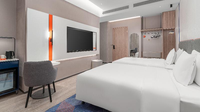 Holiday Inn Express Wuhan East Lake image