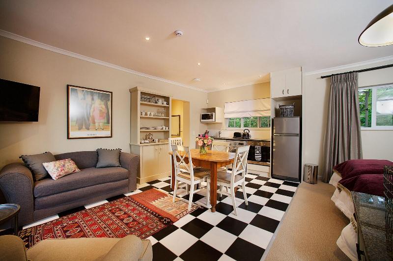 Baruch Guest House on Lovell image