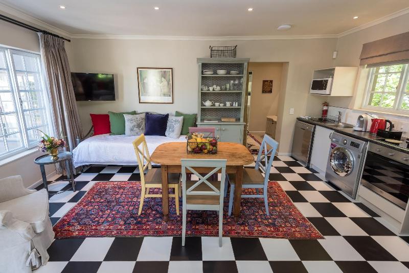Baruch Guest House on Lovell image
