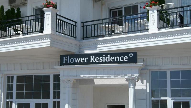 Apartments Flower Residence image