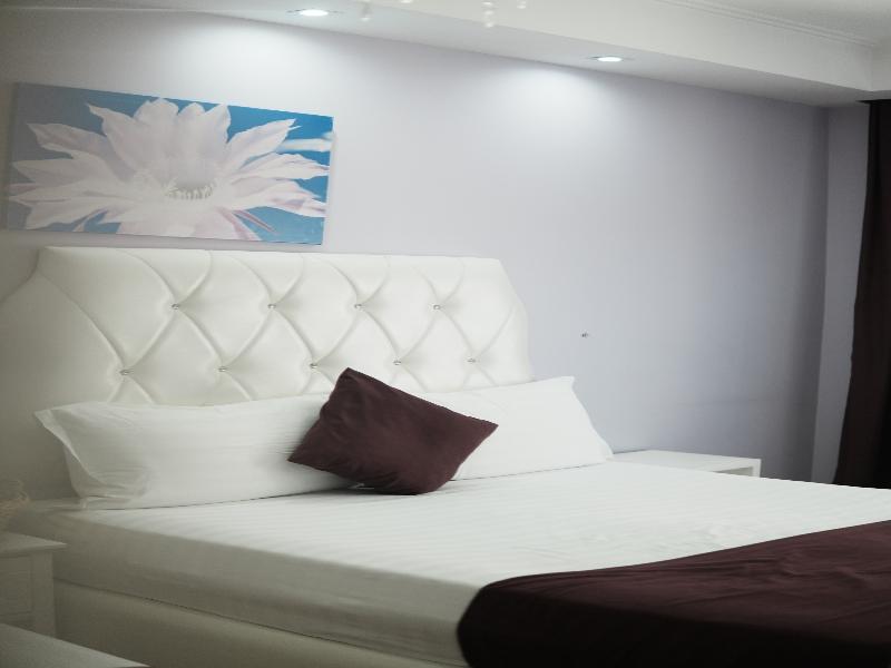 Apartments Flower Residence image