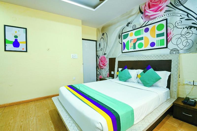 Treebo Green View, Noida image