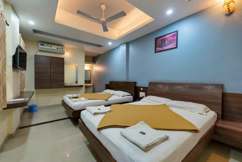 Hotel Radha Krishna image