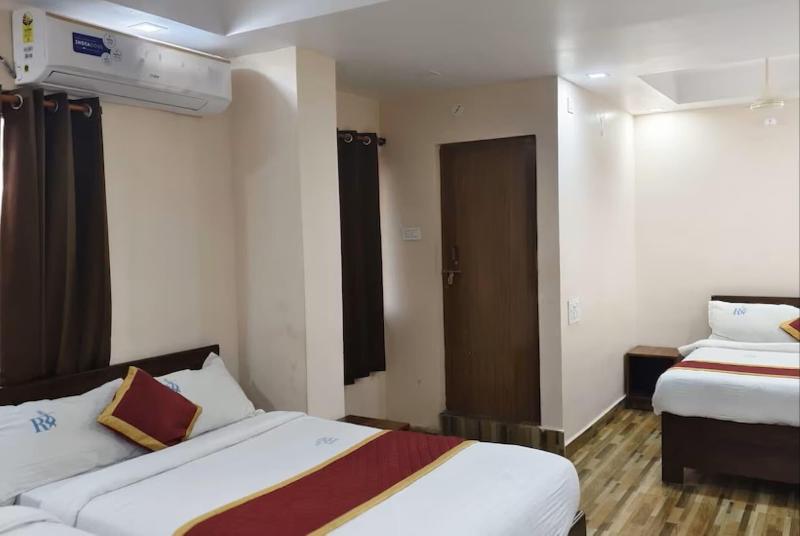 Hotel Radha Krishna image
