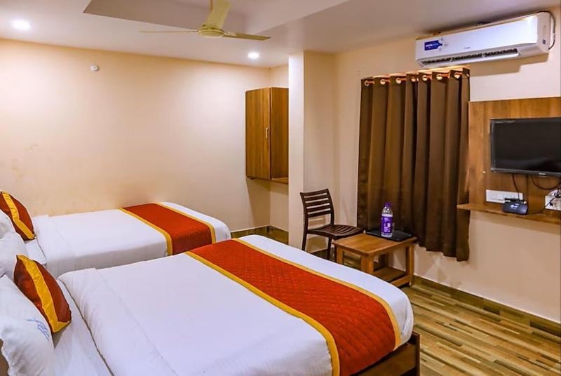 Hotel Radha Krishna image