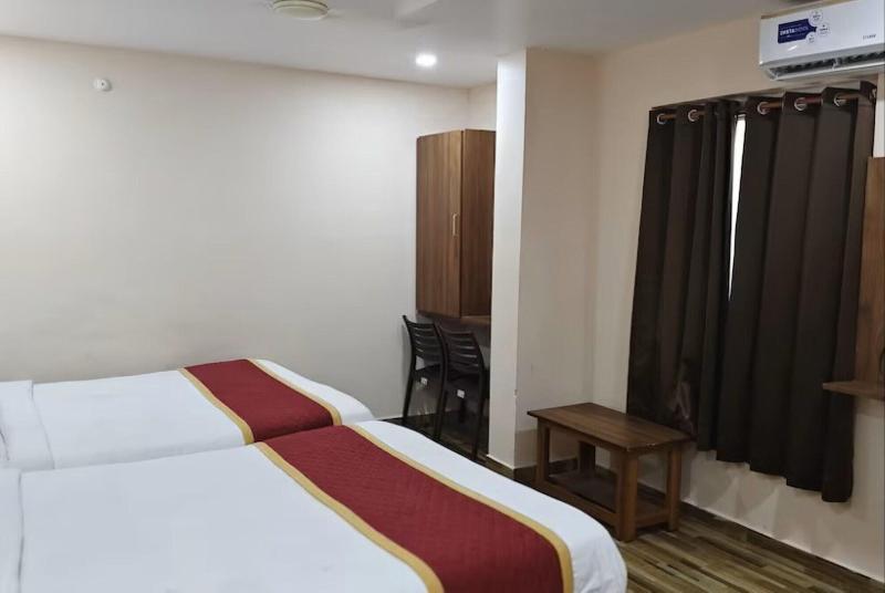 Hotel Radha Krishna image