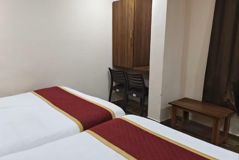 Hotel Radha Krishna image