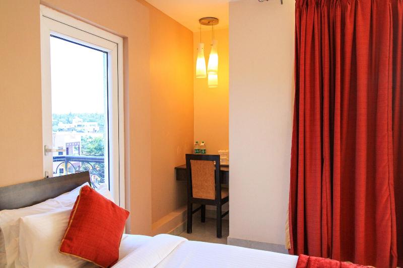 White Pearl Residency image