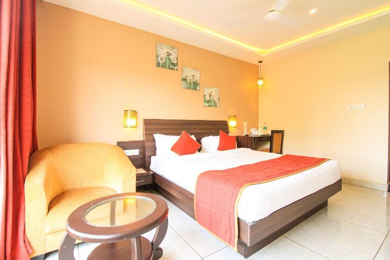 White Pearl Residency image