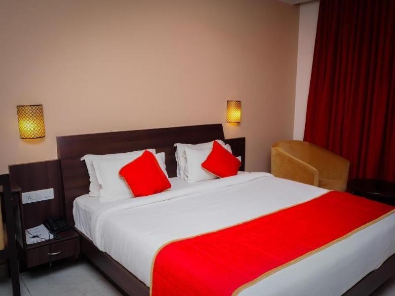 White Pearl Residency image