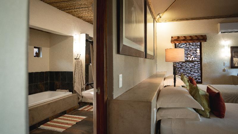Mashatu Lodge image 7