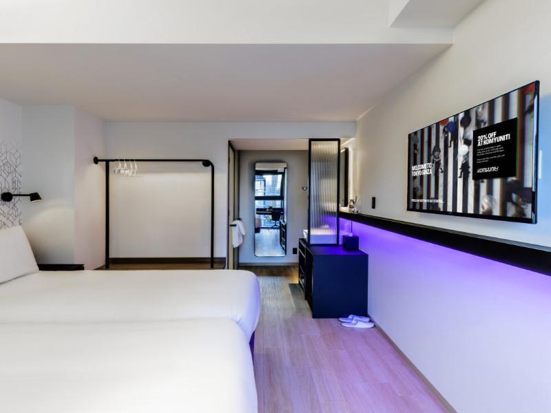 Yotel Tokyo Ginza image