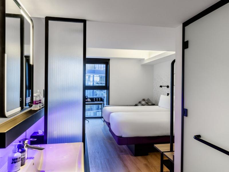 Yotel Tokyo Ginza image