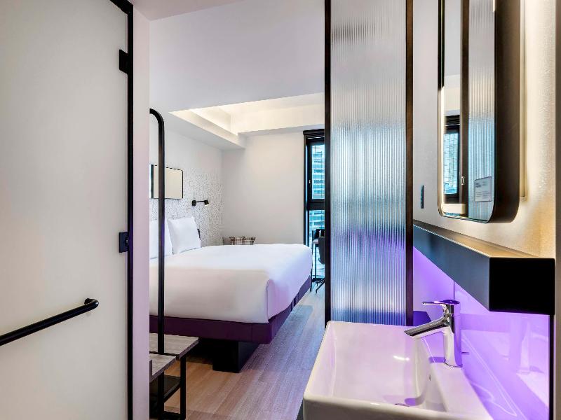 Yotel Tokyo Ginza image