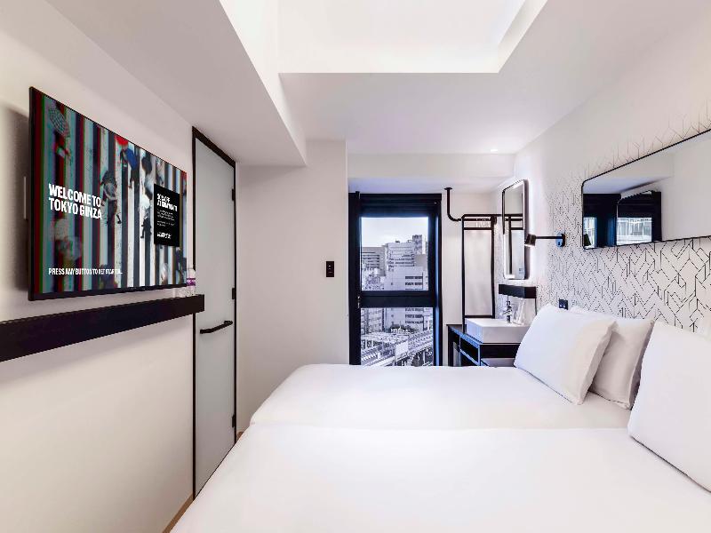 Yotel Tokyo Ginza image