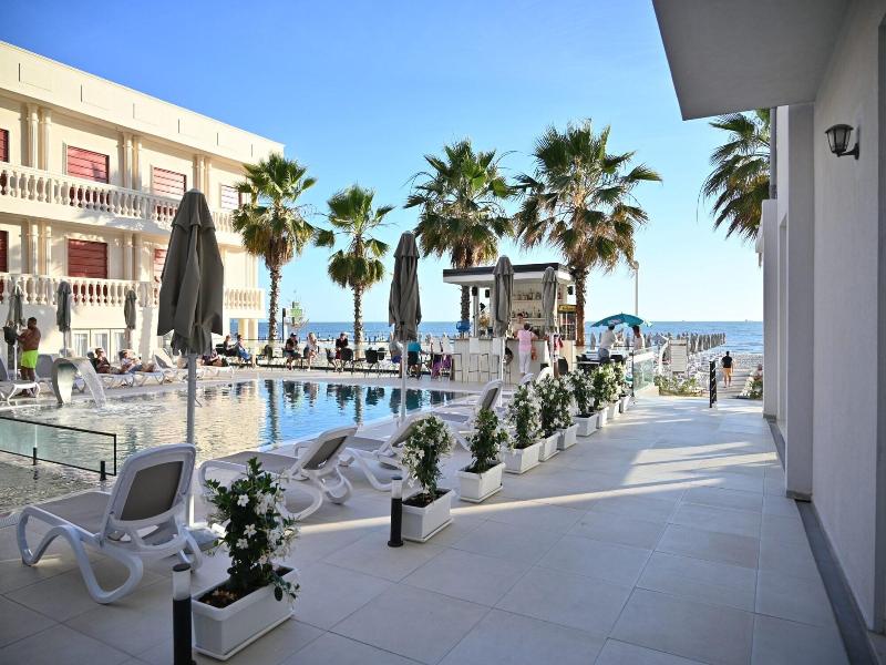 Adria Palace Hotel image