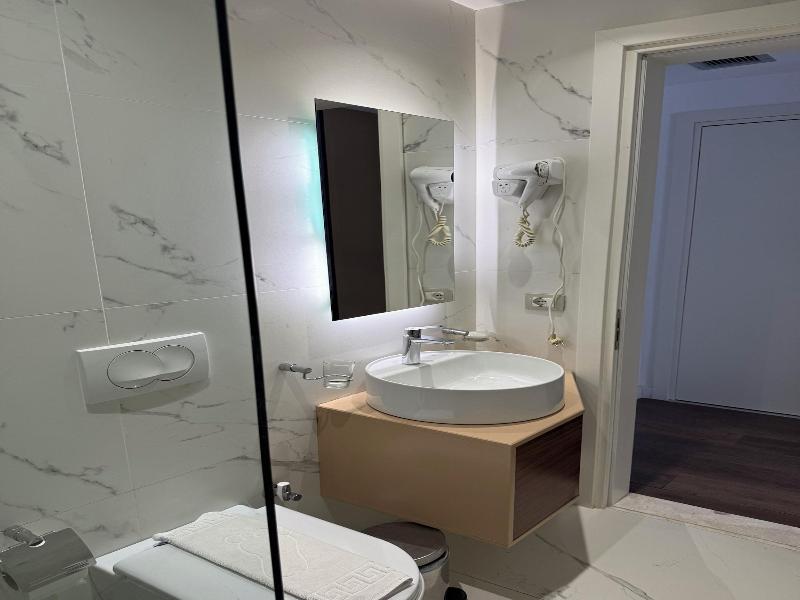 Adria Palace Hotel image