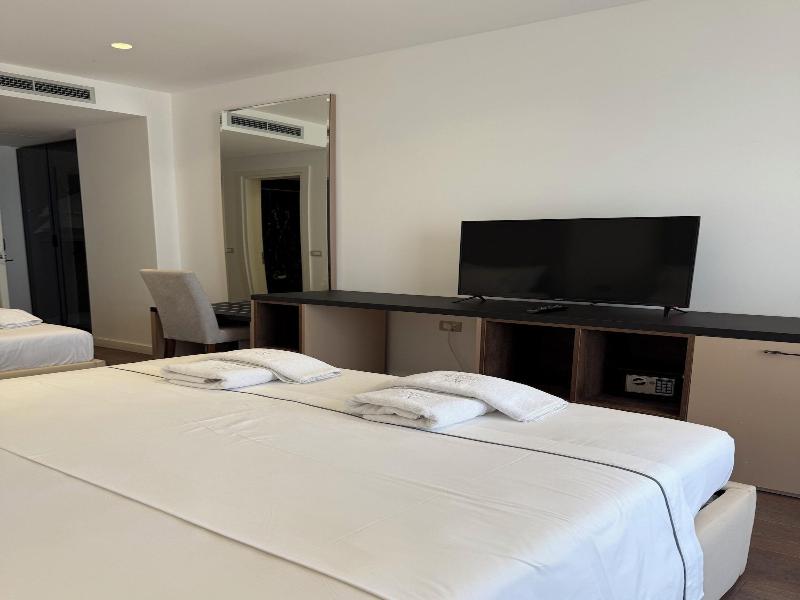 Adria Palace Hotel image