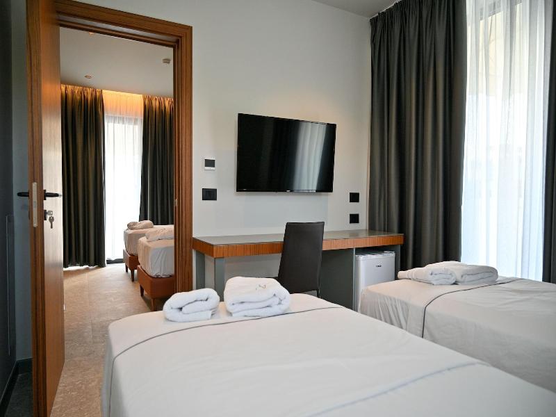 Adria Palace Hotel image