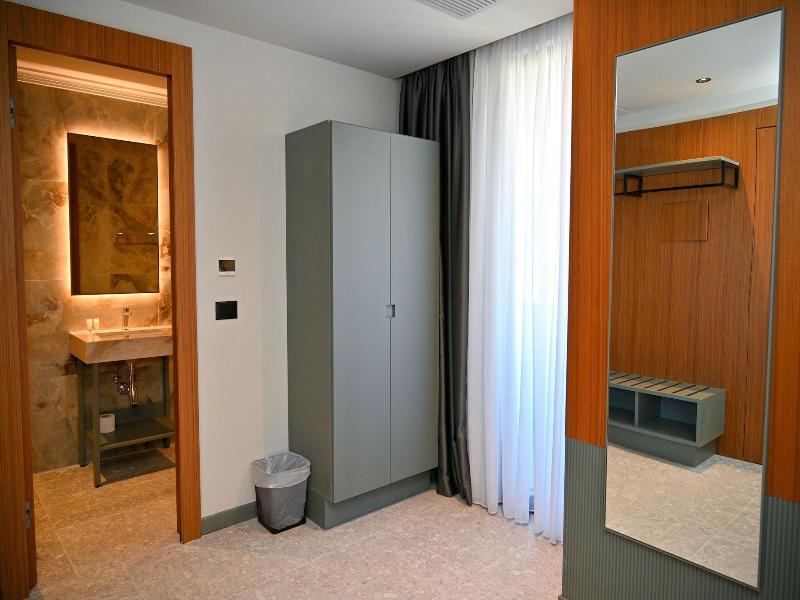 Adria Palace Hotel image