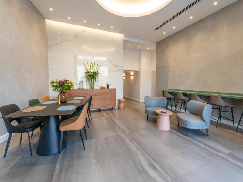 Hematian Hotel By Effy image