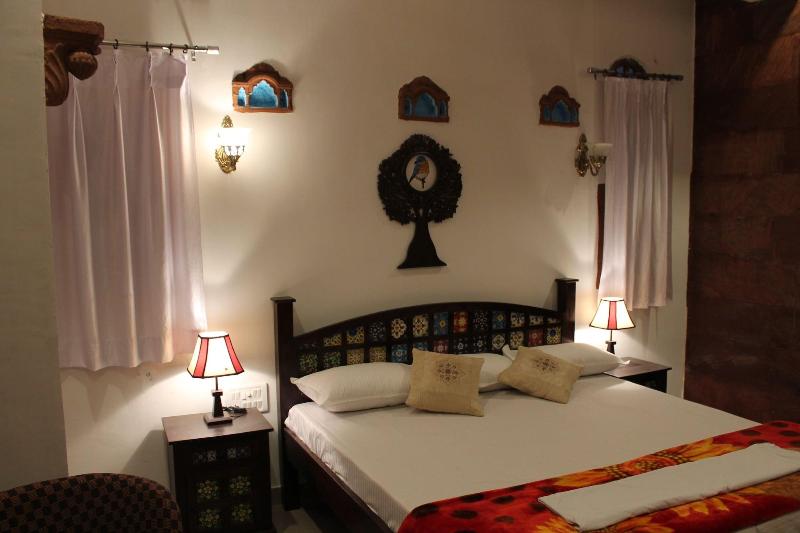 Kesar Heritage Guest House image