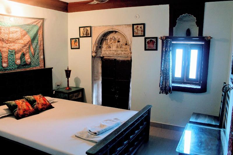 Kesar Heritage Guest House image