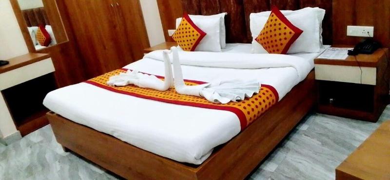 Hotel Daksh image